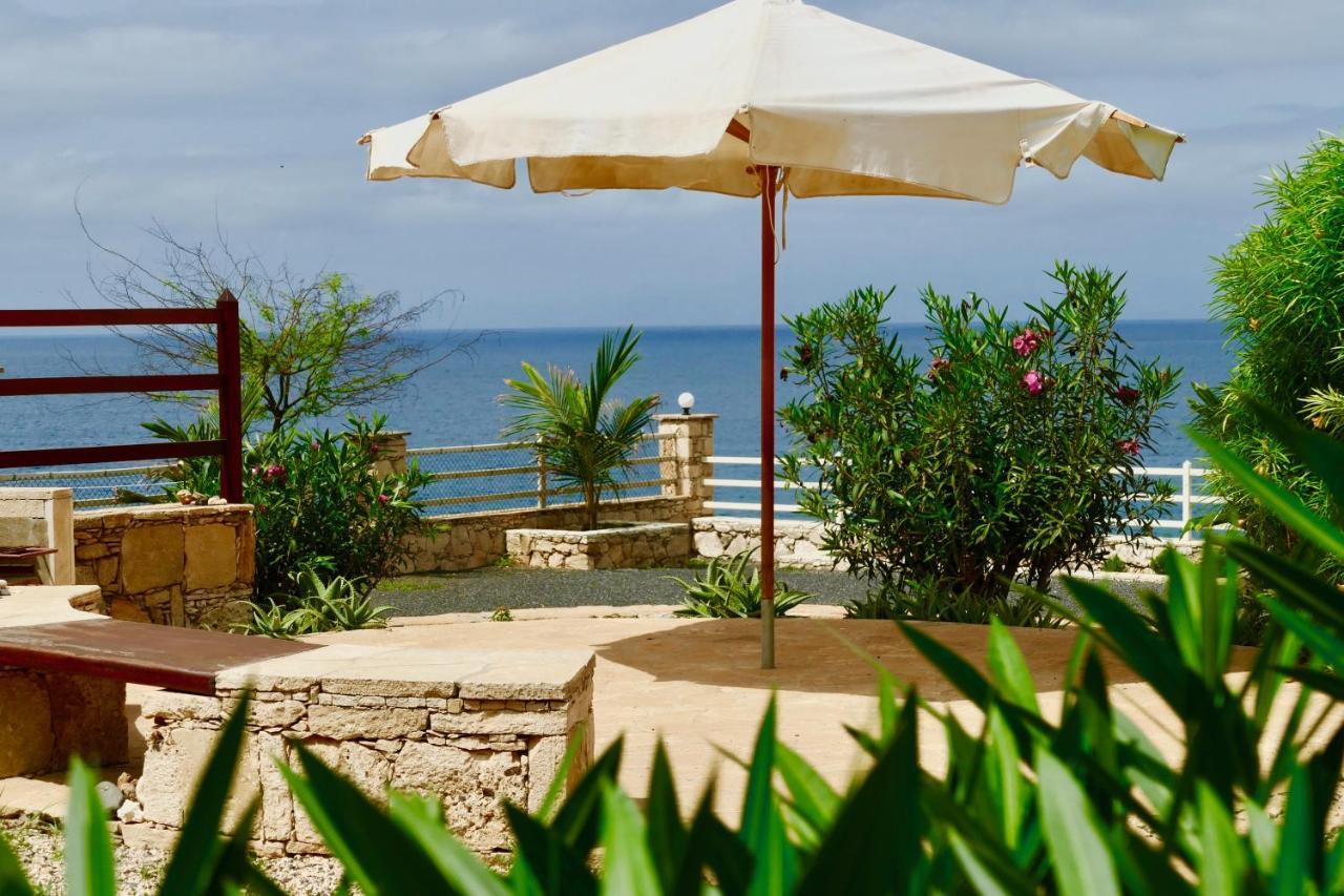 Villa Casita Solemar Direkt Am Atlantik Calheta Exterior foto